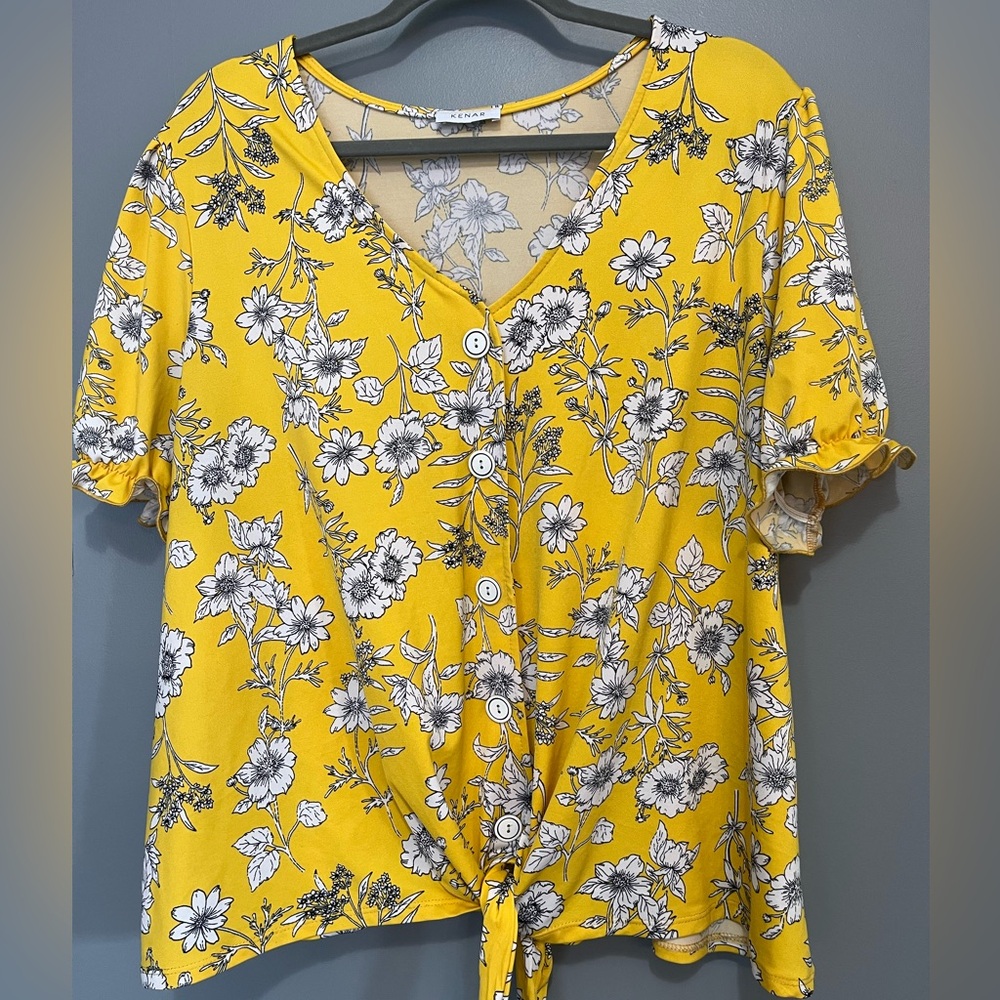 Tie front floral top